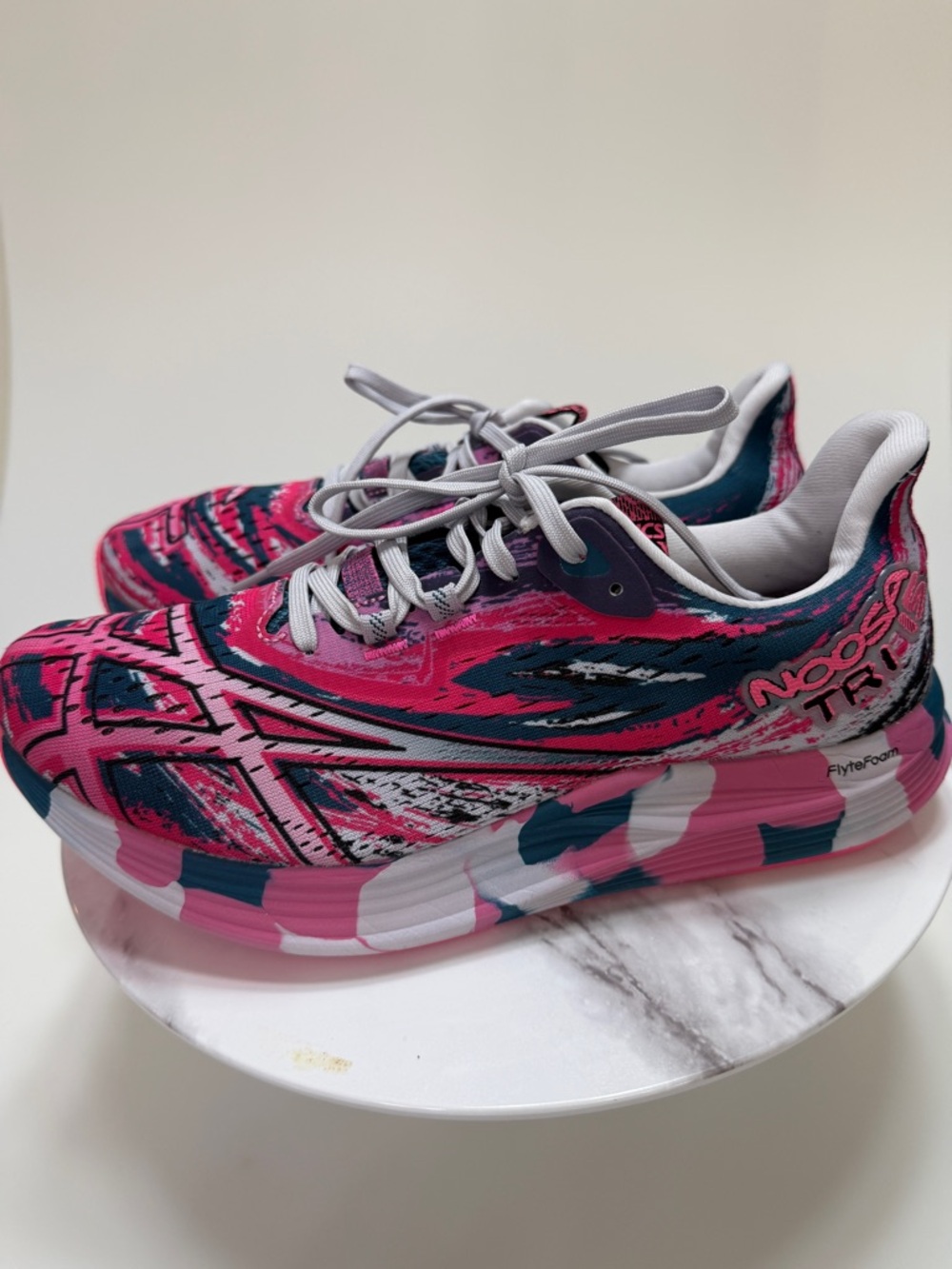 Asics Pink and Navy Graphic Running Shoes Women's NOOSA TRI 15 Shoe women 9.5 - Picture 2 of 10